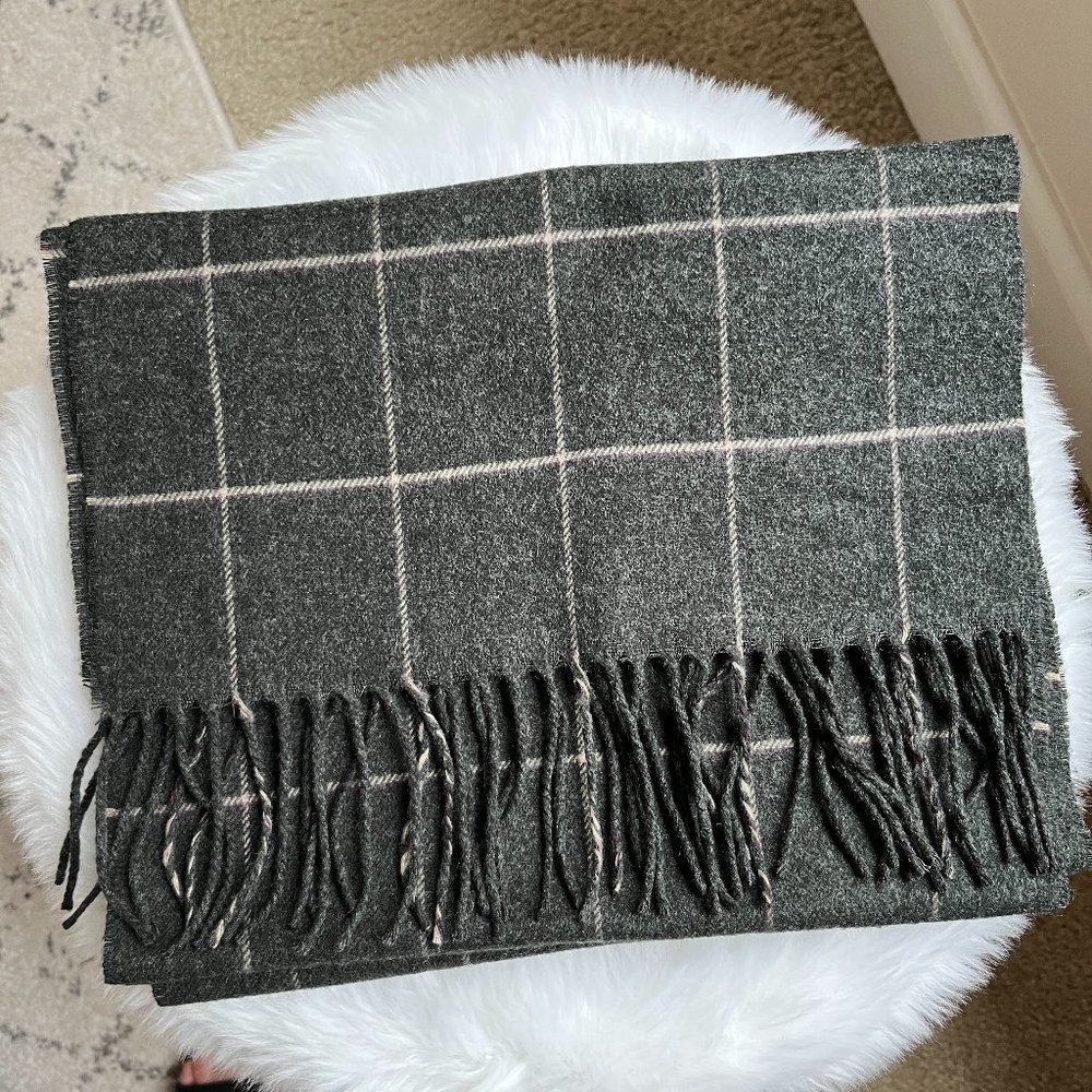 Like New! Black Brown 1826 Scarf